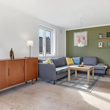 Stunning In Nex With Wifi And 5 Bedrooms Prázdninový dům Neksø