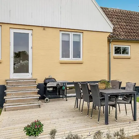 Stunning In Nex With Wifi And 5 Bedrooms
